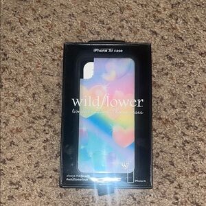 Wildflowers iPhone Xr Case - Pastel Heart Design